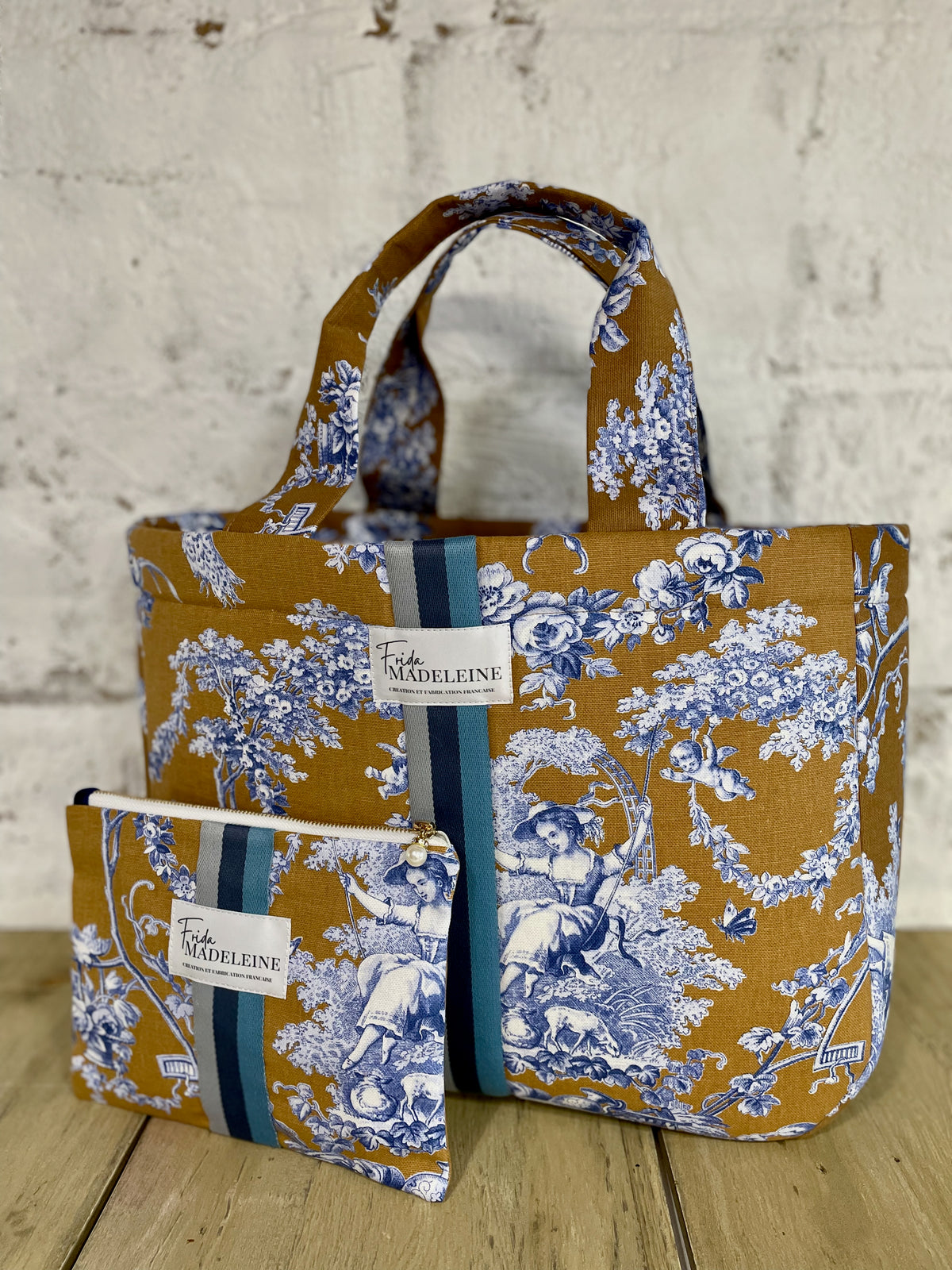 Cabas Emile Camel et Bleu en toile de Jouy